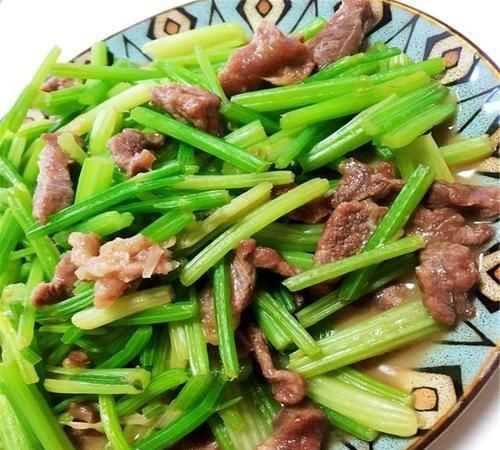 牛肉炒芹菜怎么炒