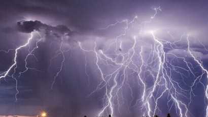 閃電一般有多粗,雷雨天氣中的閃電很恐怖嗎圖6