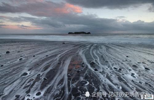 百川歸海的典故