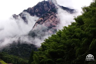 關于山水雨霧的詩句